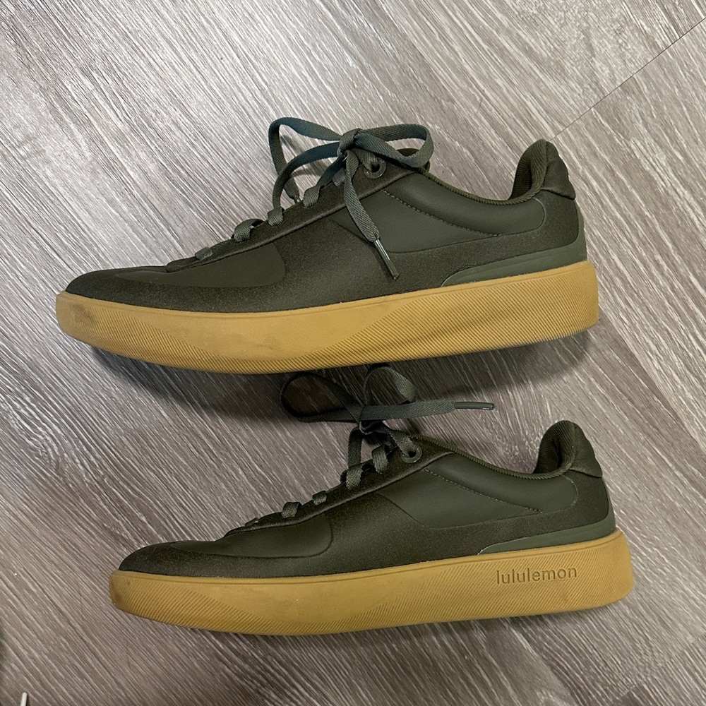 lululemon athletica Men's Dark Green Sneakers - Picture 3 of 5